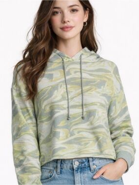 NWT wild fable Marble Cropped Raw Hem Hoodie Cabincore Athletic Athleisure Cozy